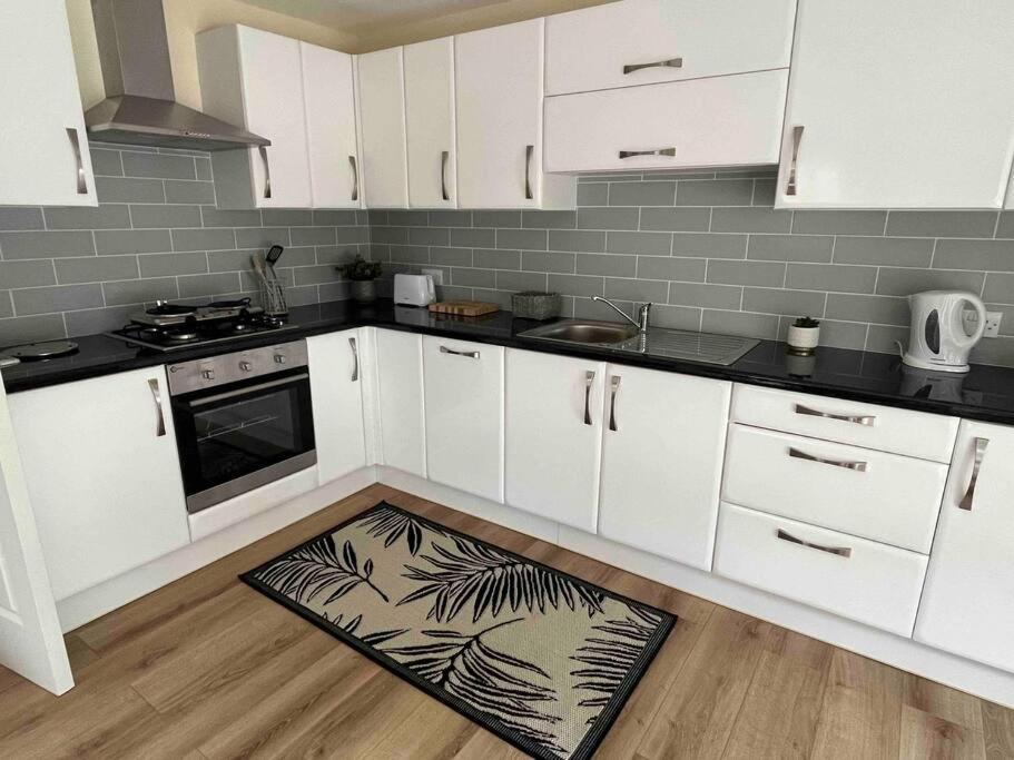 Hillcrest Lodge, Private Apartment On Lough Corrib, Oughterard Galway Luaran gambar