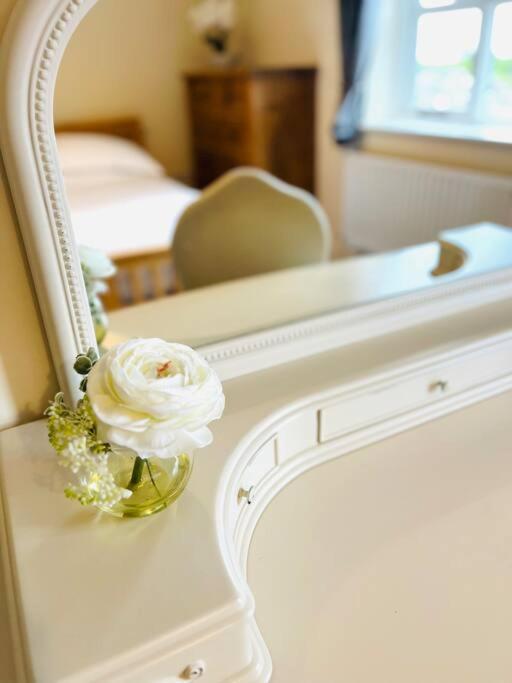 Hillcrest Lodge, Private Apartment On Lough Corrib, Oughterard Galway Luaran gambar