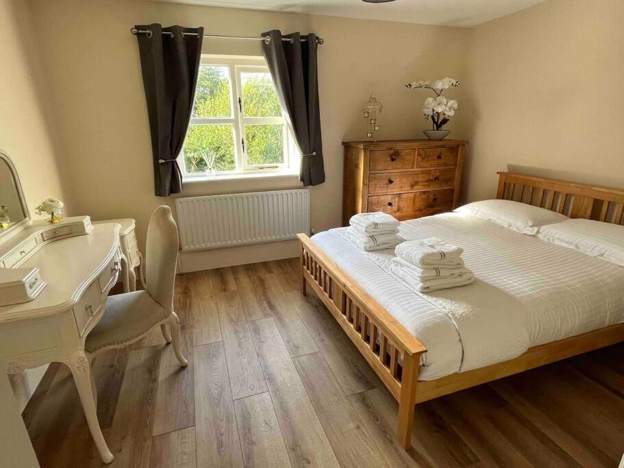 Hillcrest Lodge, Private Apartment On Lough Corrib, Oughterard Galway Luaran gambar